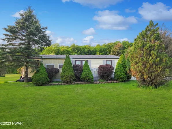 561 Crosstown Hwy, Union Dale, PA 18470