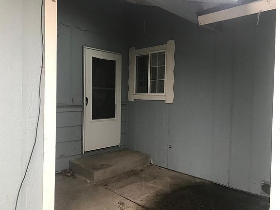 2nd image of 730 Hornet Dr