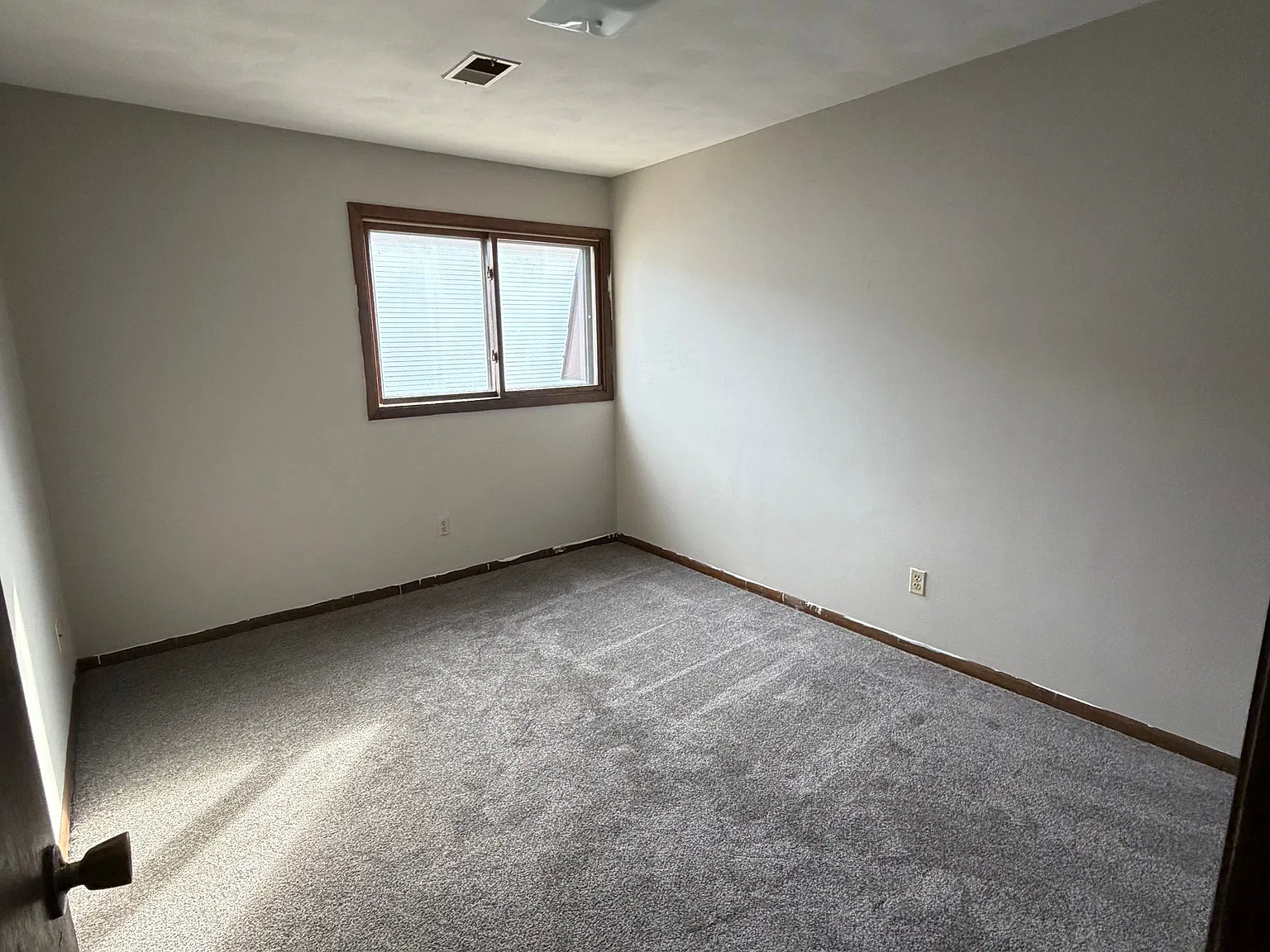 2 bed, 1.0 bath, 850 sqft, $1,200 — Photo 4