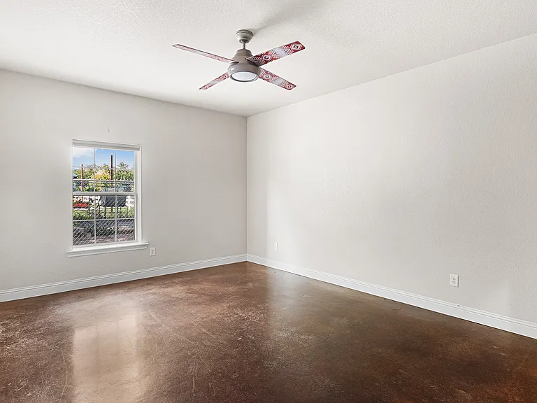 9640 Houston Hill Rd — Photo 12