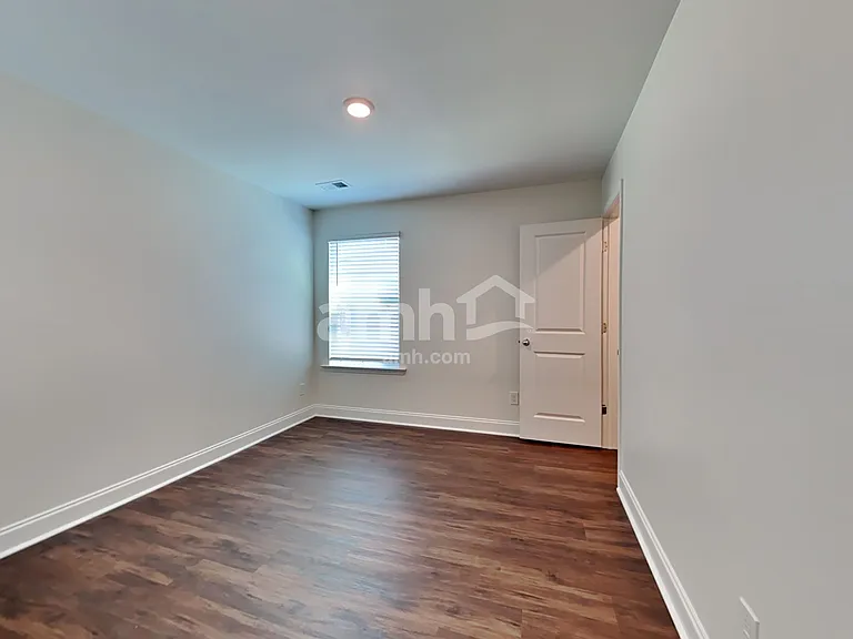 528 Plumeria Ln — Photo 24