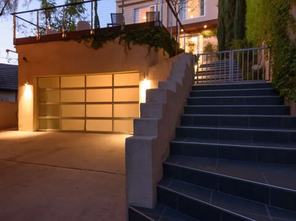 4132 Empis St, Woodland Hills, CA 91364