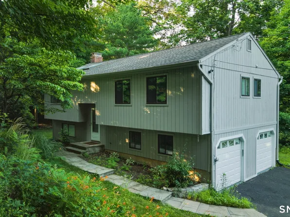 518 Bennetts Farm Road, Ridgefield, CT 06877