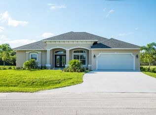 5827 NW Dooley Cir, Port Saint Lucie, FL 34986