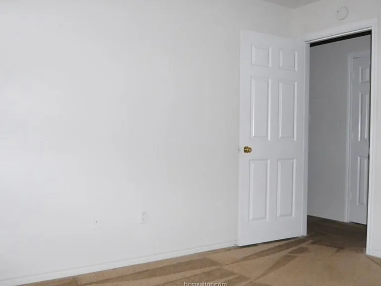 2337 Pronghorn Ln #B — Photo 5