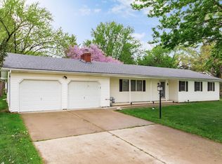 586 Mapleview Ln, Circleville, OH 43113