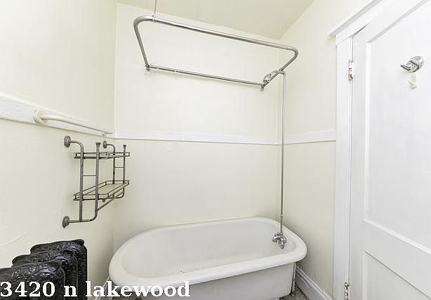 1st image of 3420 N Lakewood Ave #1125