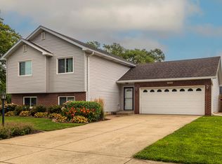 5205 Henry Ave, Hammond, IN 46320