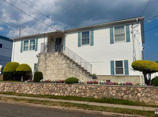 2-02 Fair Lawn Ave, Fair Lawn, NJ 07410