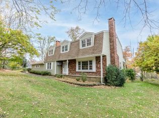 19 Perryville Ln, Califon, NJ 07830