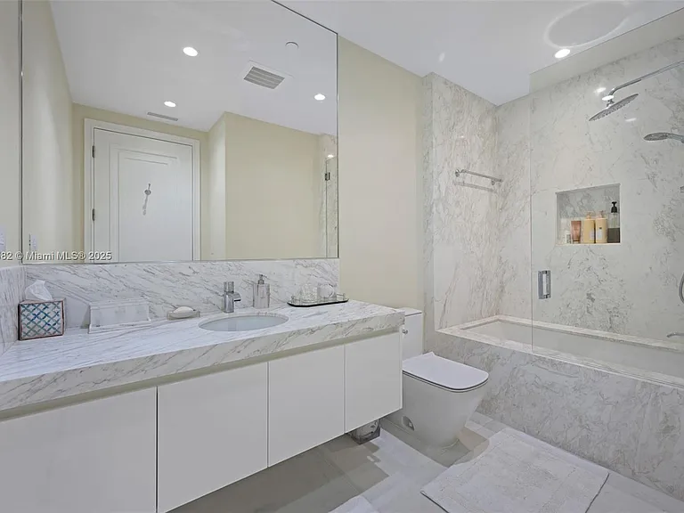 17901 Collins Ave #2702 — Photo 20