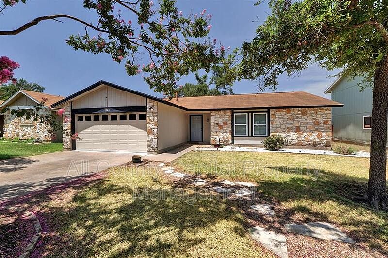 1st image of 11428 Bristle Oak Trl