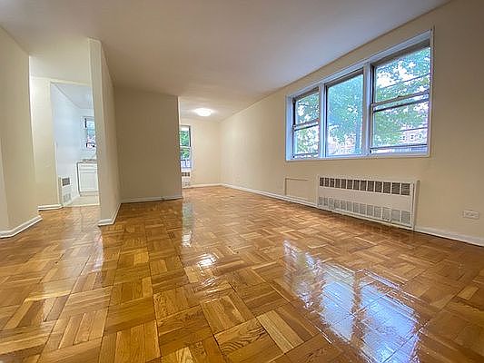 1st image of 38-15 Bowne St #C1