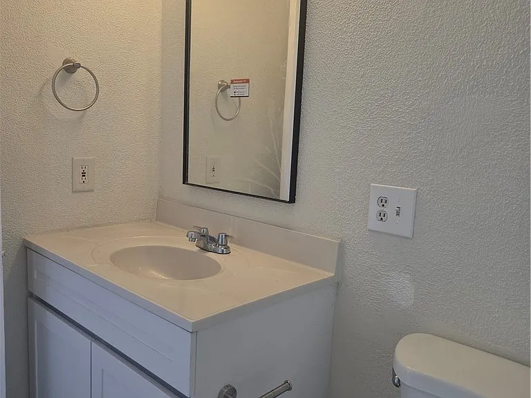 3509 W Flower Ave — Photo 16