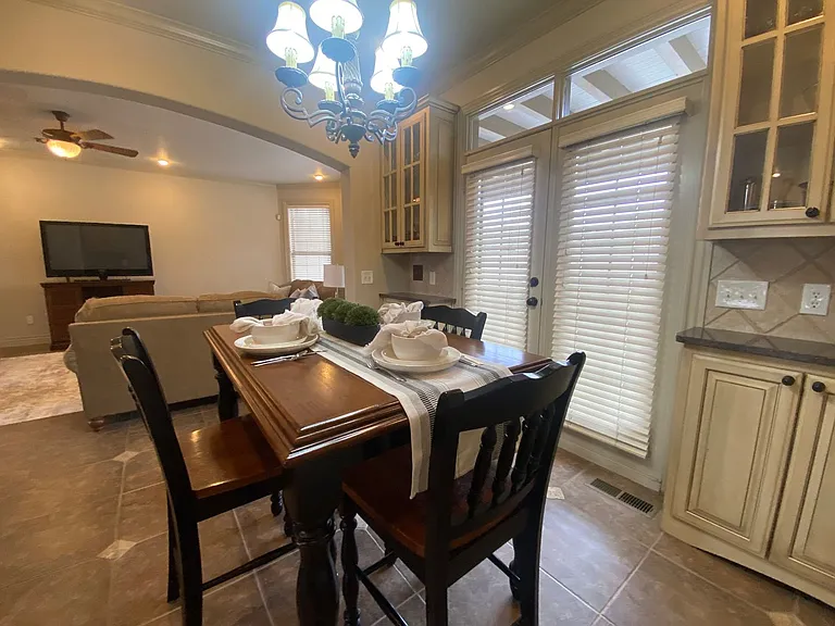 3605 N Narcissus Ave — Photo 14