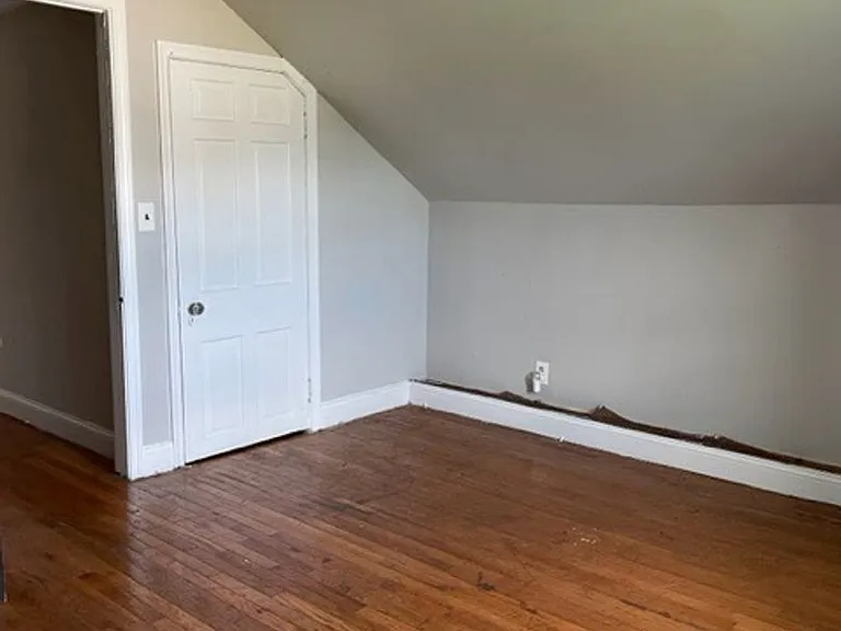 16 Windsor Avenue — Photo 17
