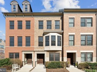 20398 Codman Dr, Ashburn, VA 20147