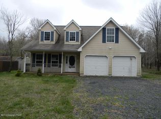 136 Chippewa Trl, Albrightsville, PA 18210
