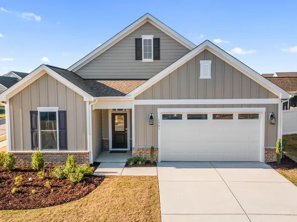 1721 Pinecliff Ct, Fuquay Varina, NC 27526