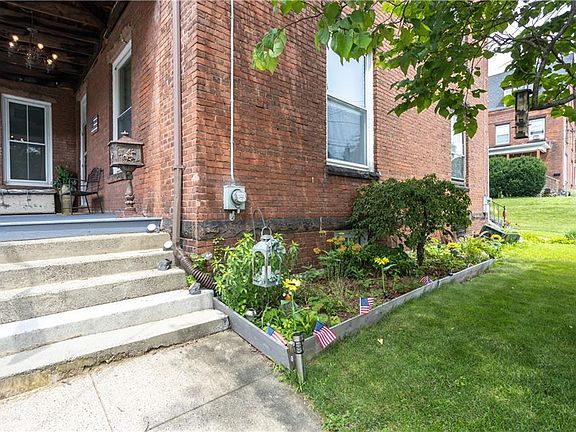 4th image of 13 Blackstone St