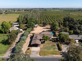 5101 River Rd, Oakdale, CA 95361
