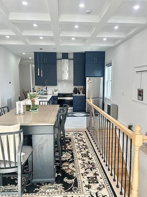 3 bed, 3.0 bath, $5,250 — Photo 2