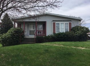 13 Wilson St, Dupont, PA 18641