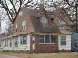 1070 22nd St, Des Moines, IA 50311