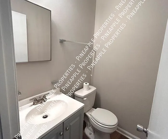 228 Miami St #A — Photo 11