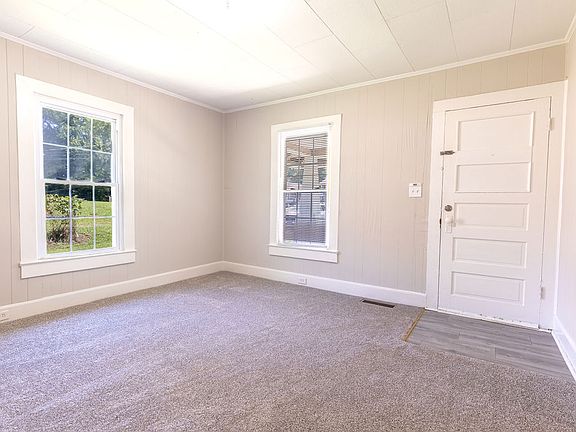 3rd image of 4230 Ogburn Ave