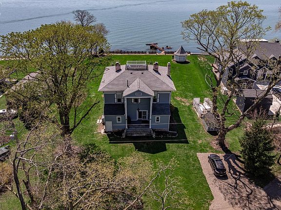 3rd image of 1860 S Shore Dr