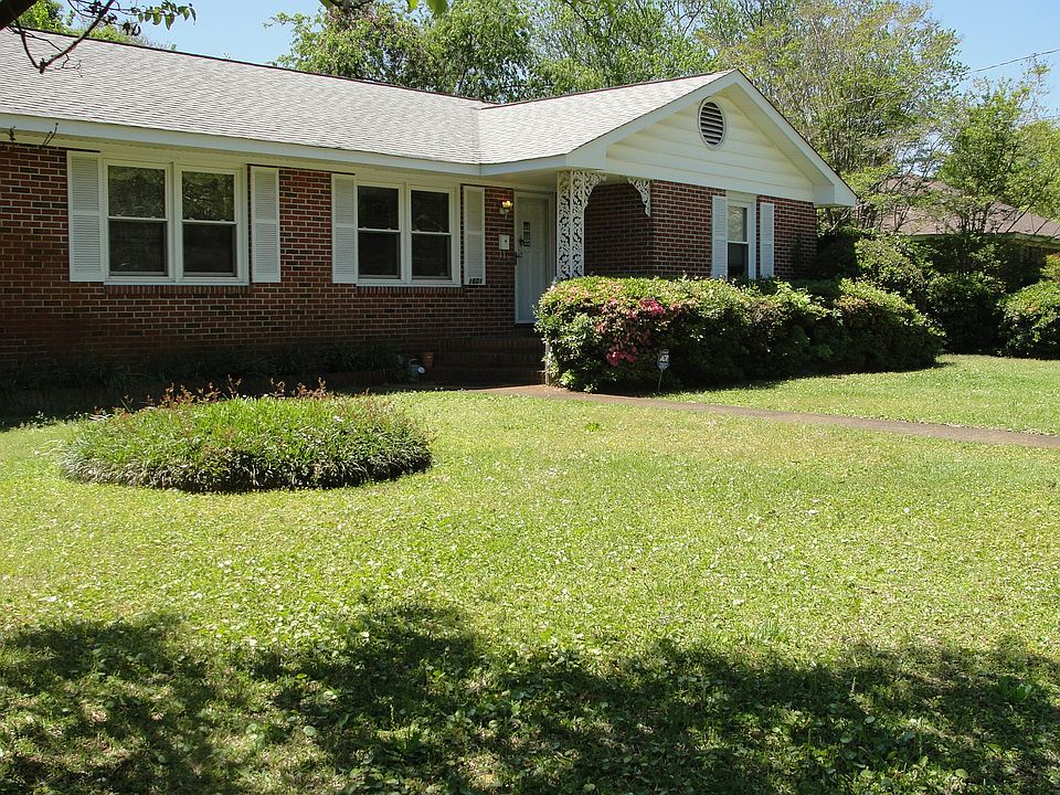 2nd image of 1601 Amberly Rd