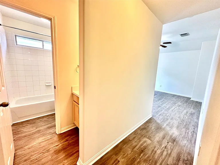 25311 Clover Ranch Dr — Photo 24