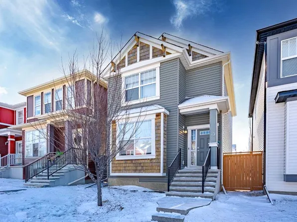 29 N Evansridge Cir NW, Calgary, AB T3P 0H9
