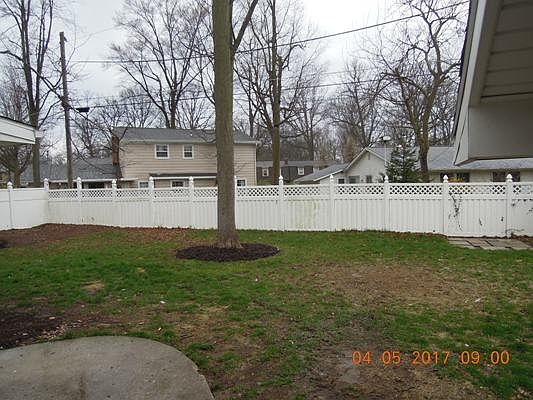 2nd image of 1811 Forest Valley Dr
