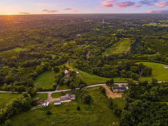 3rd image of 577 New Dixville Rd