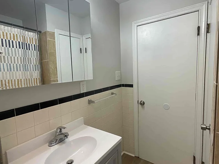 5021 Ryandale Rd — Photo 16