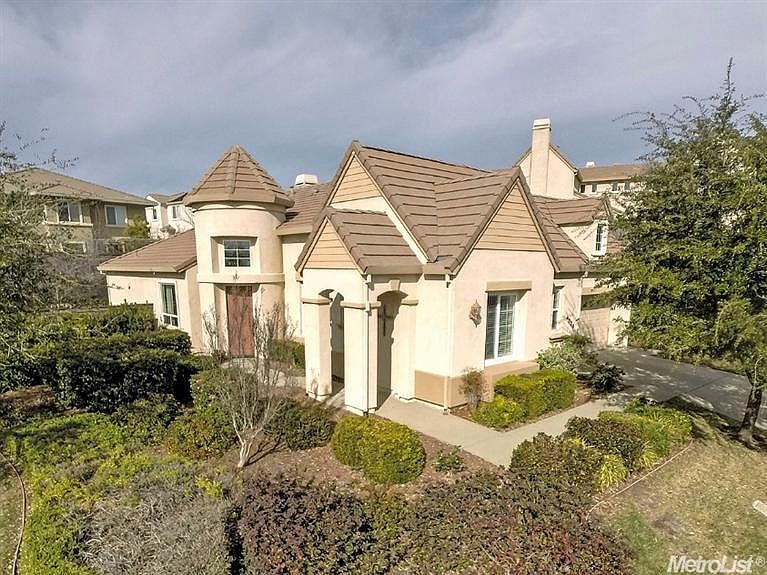 1st image of 4028 Stresa Way