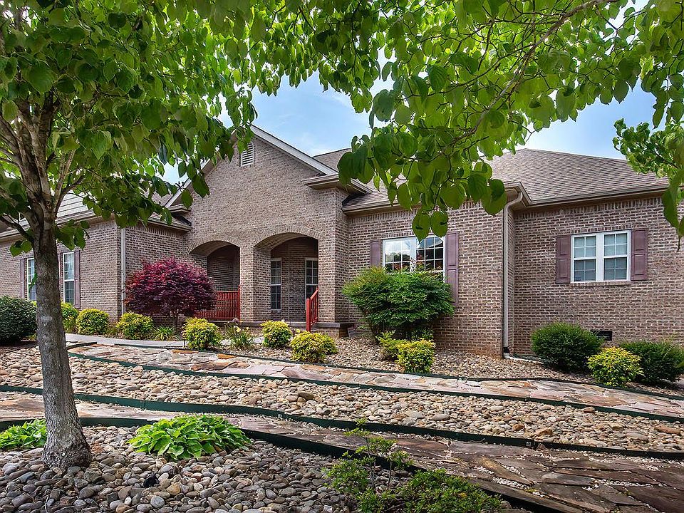 1st image of 221 Konawa Ln