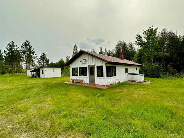 8976 Whiskey Creek Trl, Ishpeming, MI 49849
