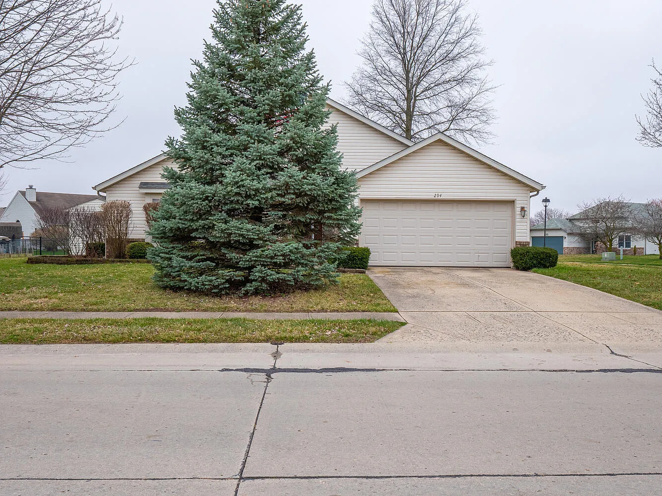 294 Van Buren St photo 1