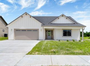 2545 Karen Ln, Junction City, KS 66441