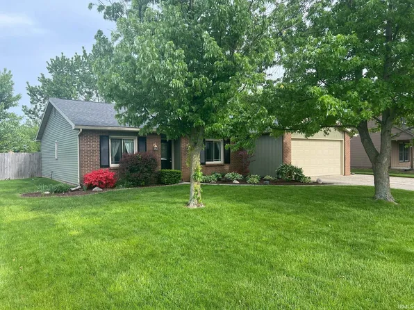 7618 Bridgewater Dr, Fort Wayne, IN 46825