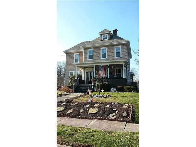 212 Allegheny Ave photo 1