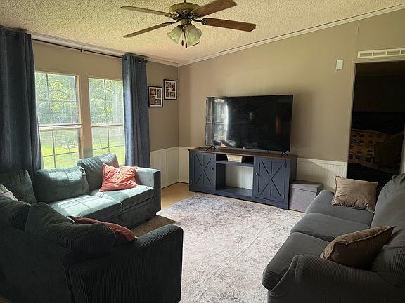 5th image of 207 Woodmist Road