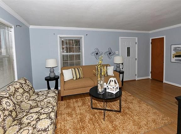 2nd image of 7109 Holly Hills Ave