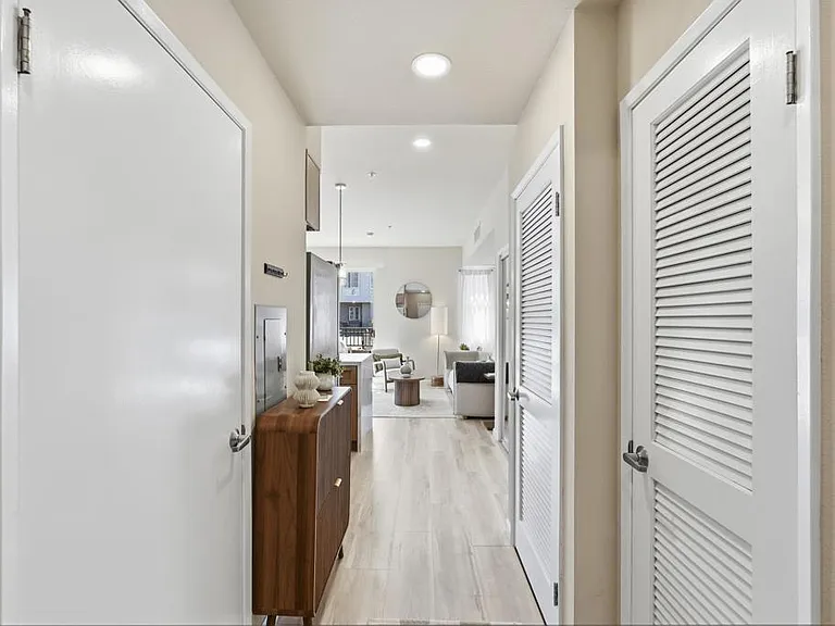 445 Island Ave #312 — Photo 2