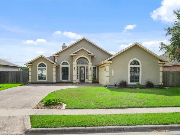 3710 Perfection Lake Ave, Robstown, TX 78380