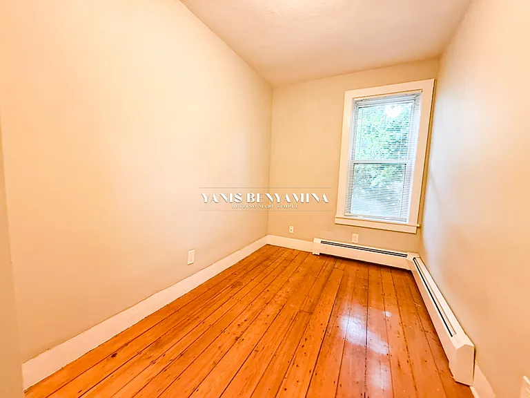 25 Elmer St — Photo 8
