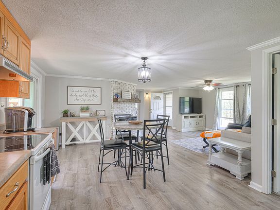 5th image of 336 Tina Ln